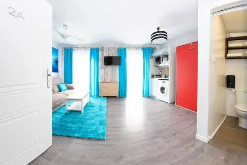 Estudio con balcones 2ºA playa76