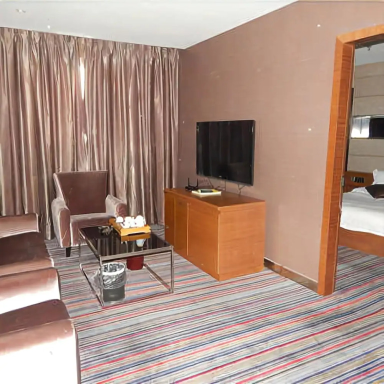 Golden Hotel