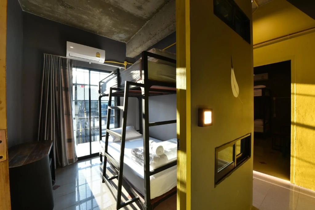 248 STREET HOSTEL