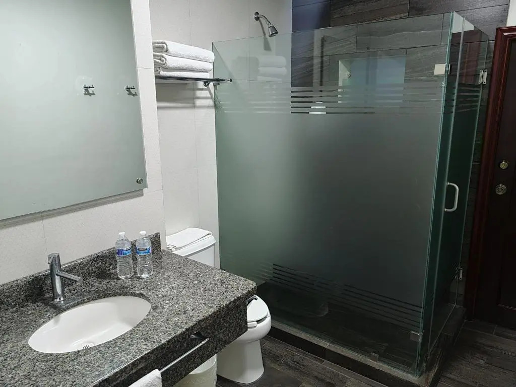 HOTEL FINA INN