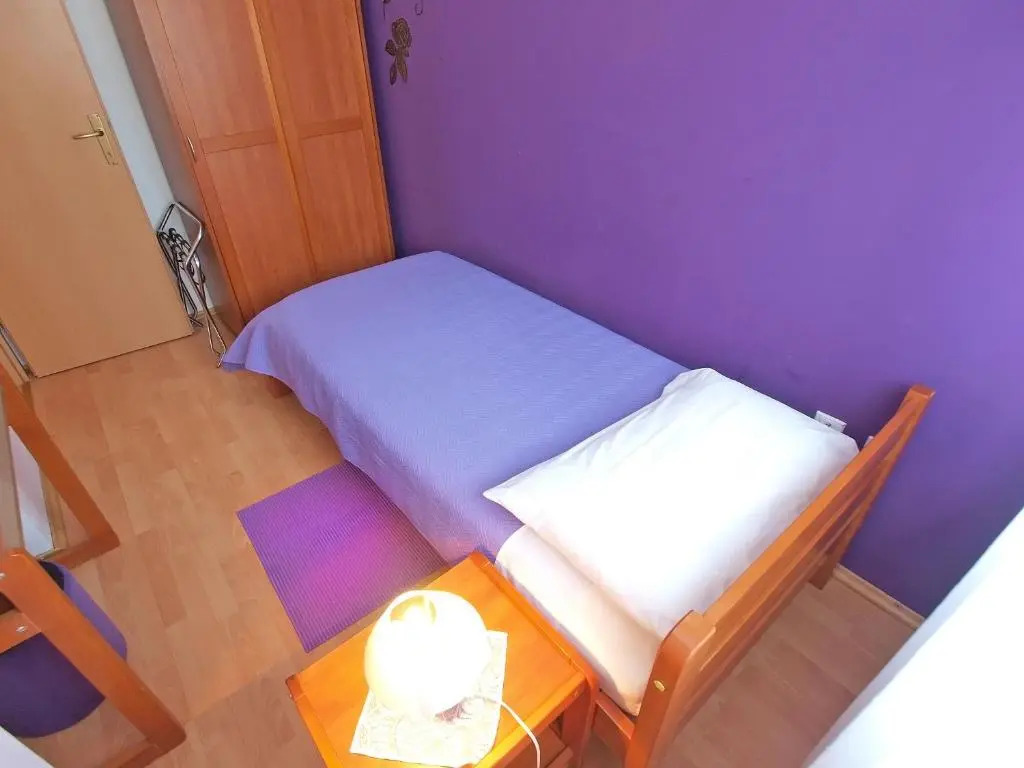 Apartment with 4 Bedrooms 446