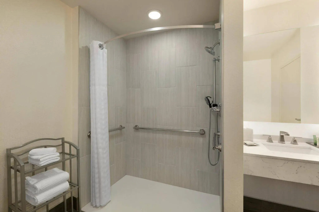 Hilton Greenville