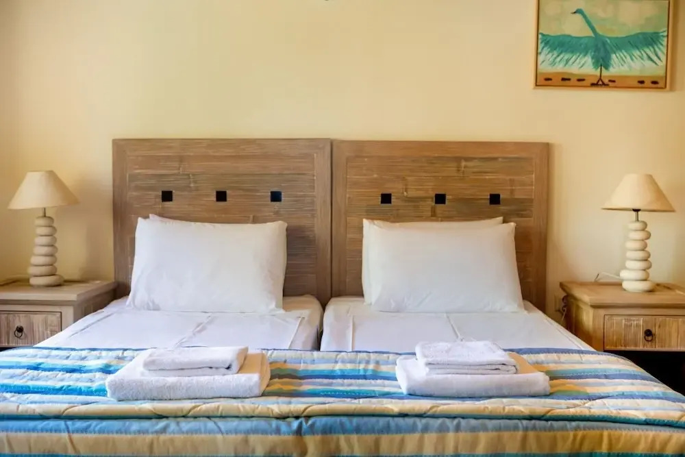 Villa Erontas Mini Pool and Heated Jacuzzi