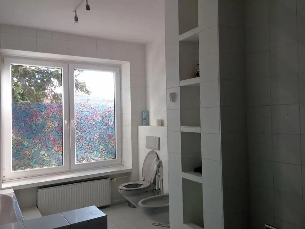 Mira Rent House