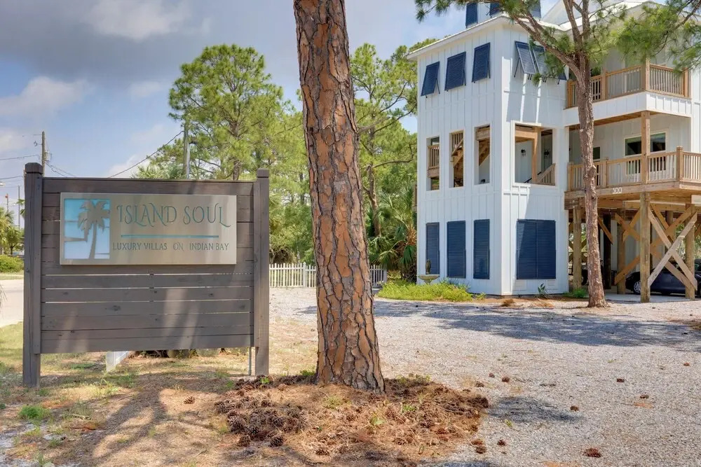 Bayfront Gem Near Fishing in Dauphin Island
