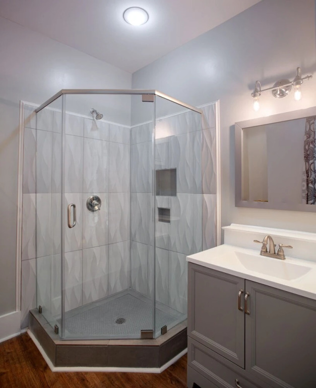 Huge 5 bedroom 5 bath Home in Savannah