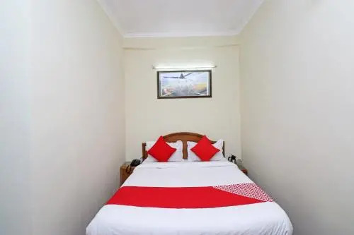 OYO 27891 Hotel Binsar Rooms