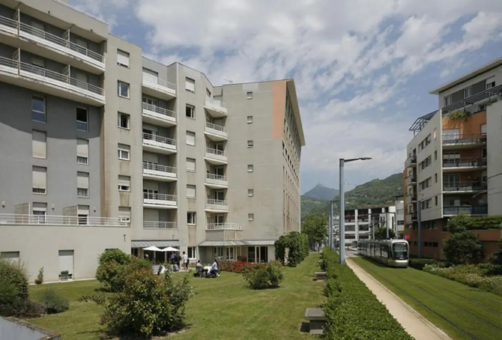 Séjours & Affaires Grenoble Marie Curie