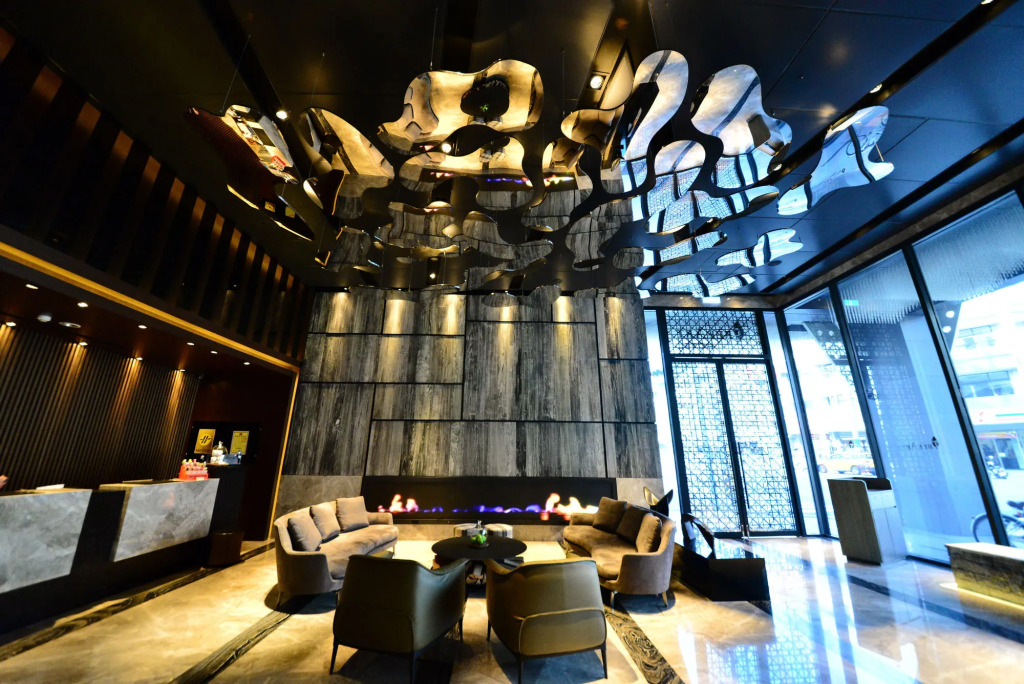 Treeart Hotel