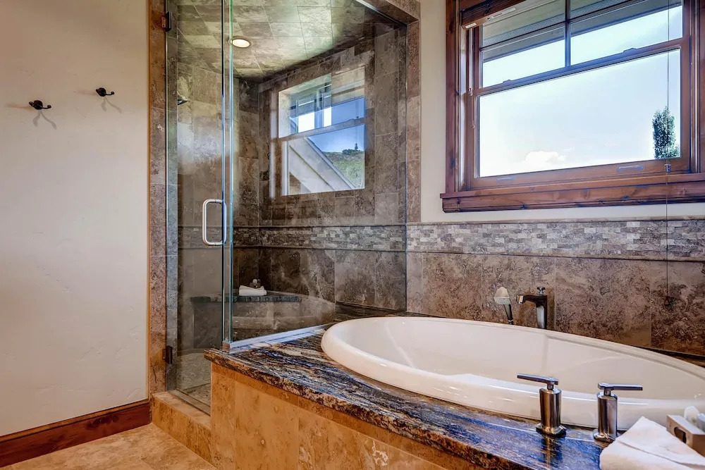 Snowtop Manor by Park City Lodging