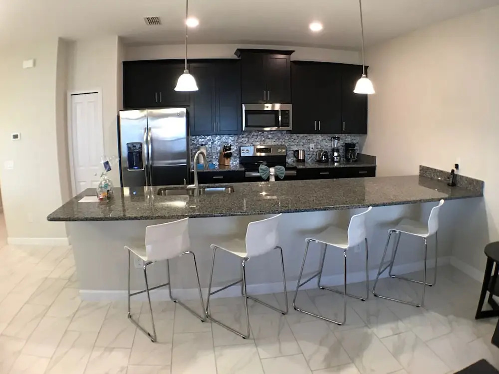 3109 Storey Lake Resort  41270/44281