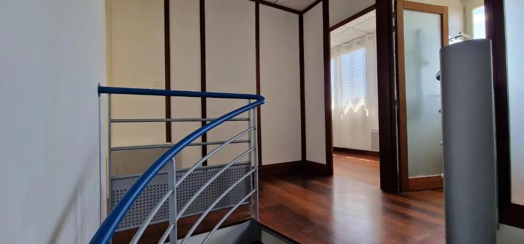 Aerouant - Maison spacieuse pour 8 personnes sur 3 étages Idéal famille entreprises