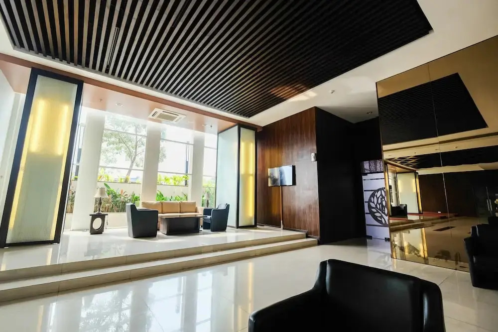 Comfortable and Clean Studio at the Oasis Apartment by Travelio