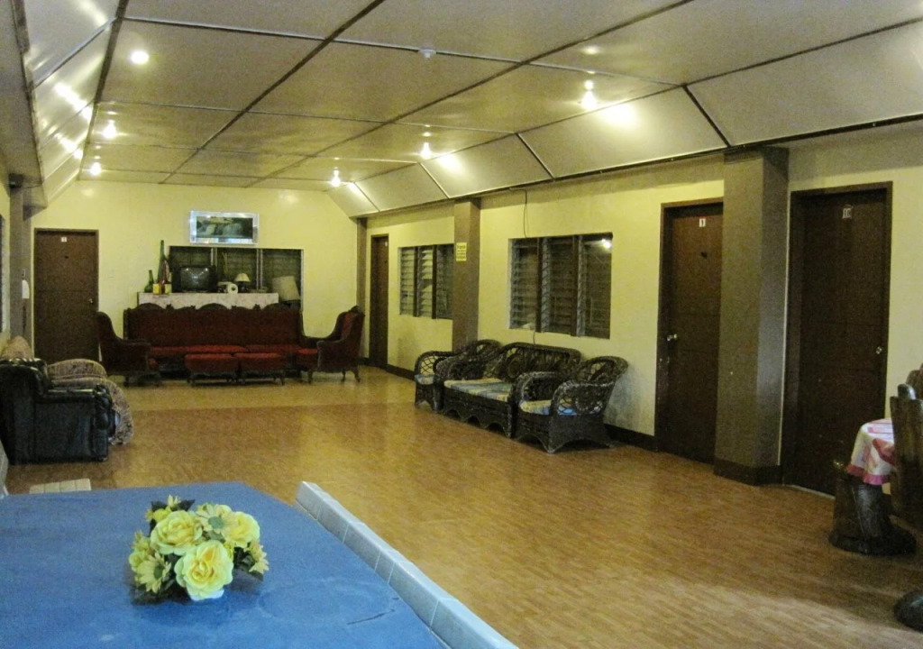The Home Christian Inn