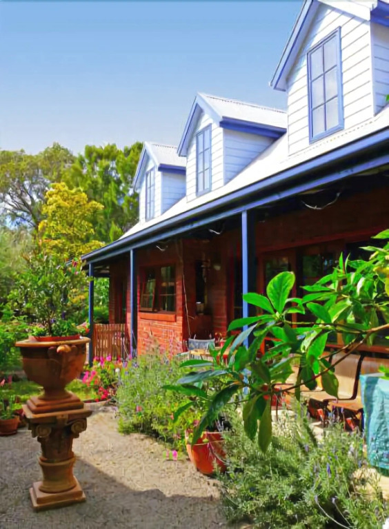 Roseneath Villa B&B