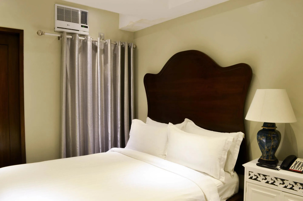 Ritz Hotel Angeles