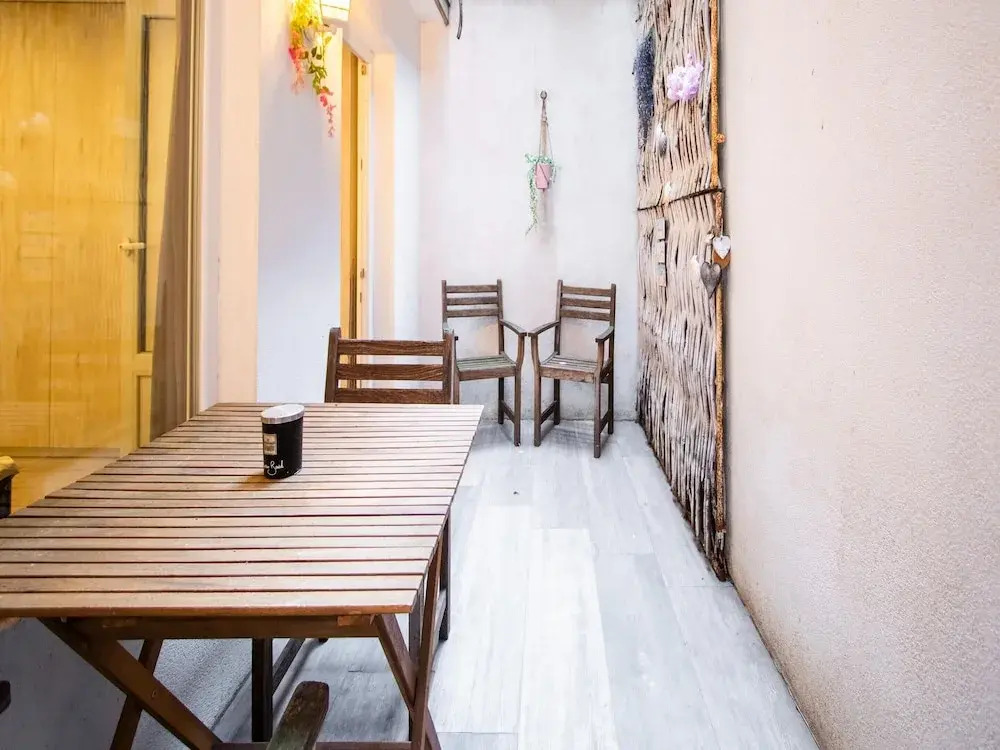 Sunny Ground Floor Escape