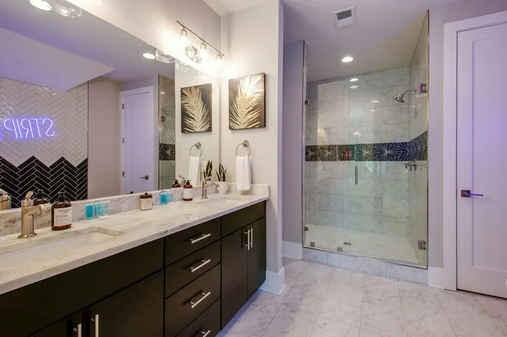 Large Group Lux 3mi Downtown - Rooftop City Views