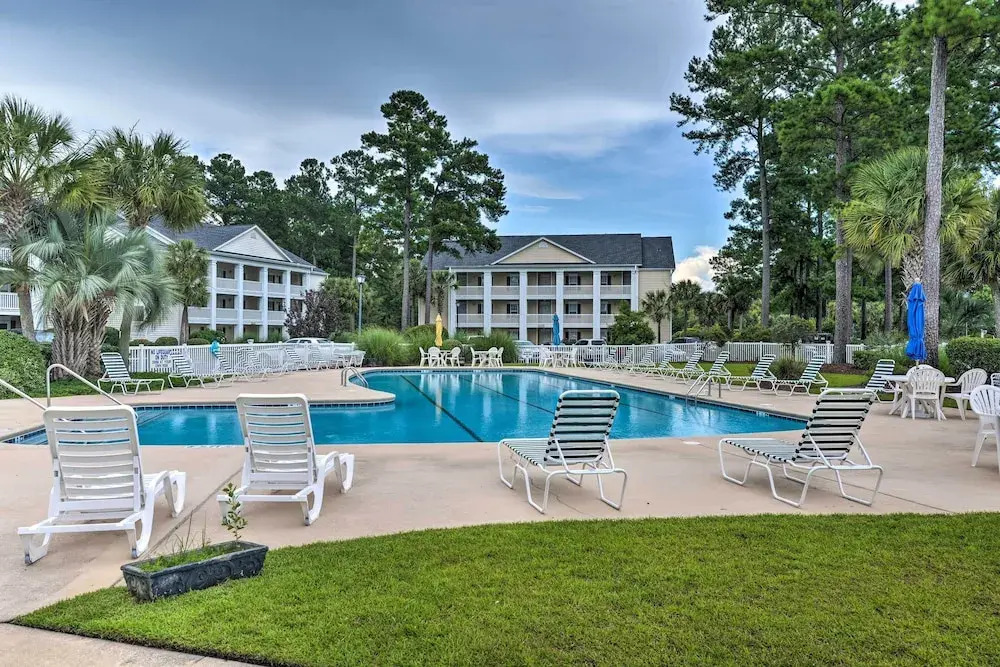 8 Mi to Boardwalk: Myrtle Beach Condo Near Golfing