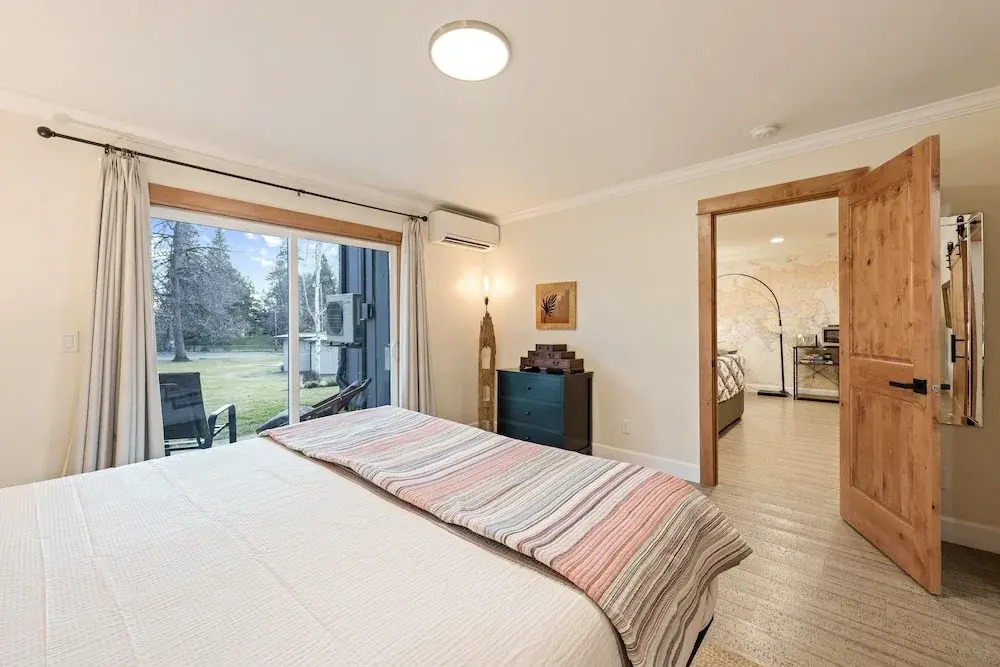 1565 Nw Wall St 128/129 1 Bedroom Condo