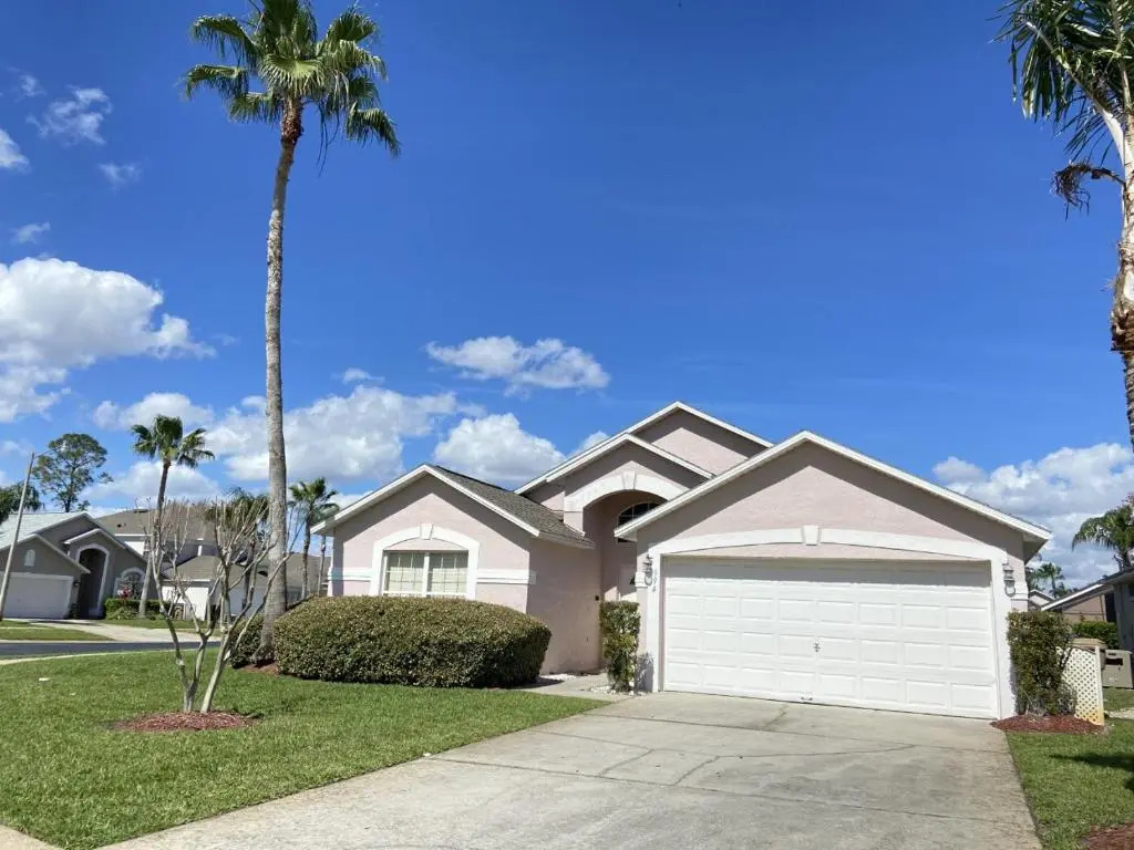 Gone 2 Florida Vacation Homes