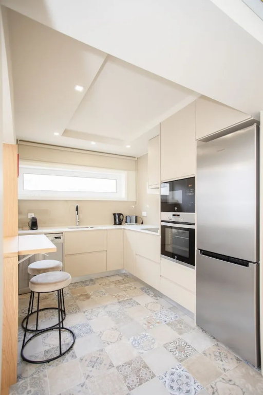 Liiiving in Porto-Uptown Pearl Apartment