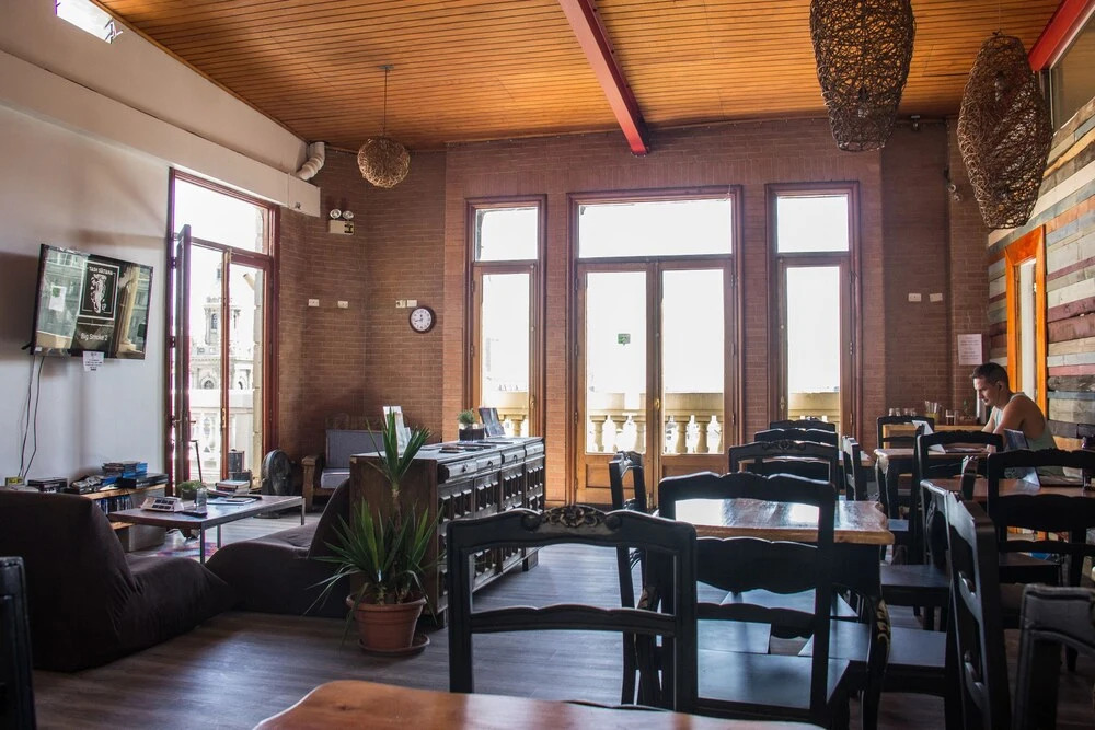 Plaza de Armas Hostel