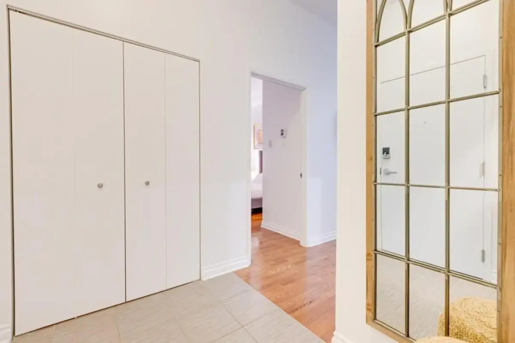 M11 Stylish Modern 3BR in Prime Location