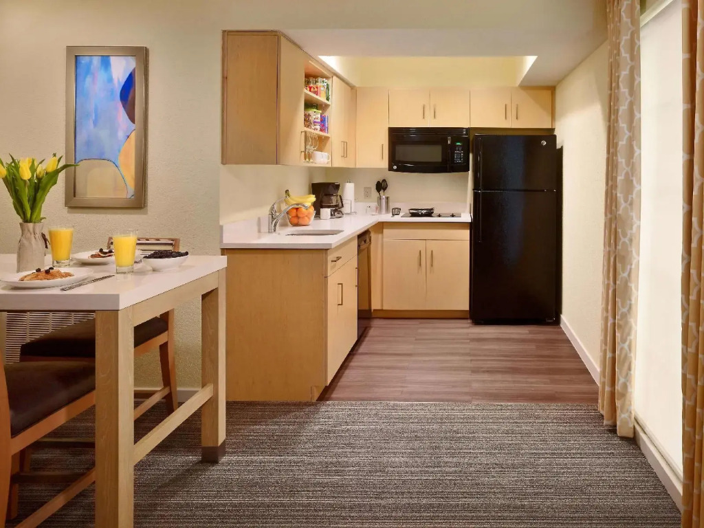 Sonesta ES Suites Somerset