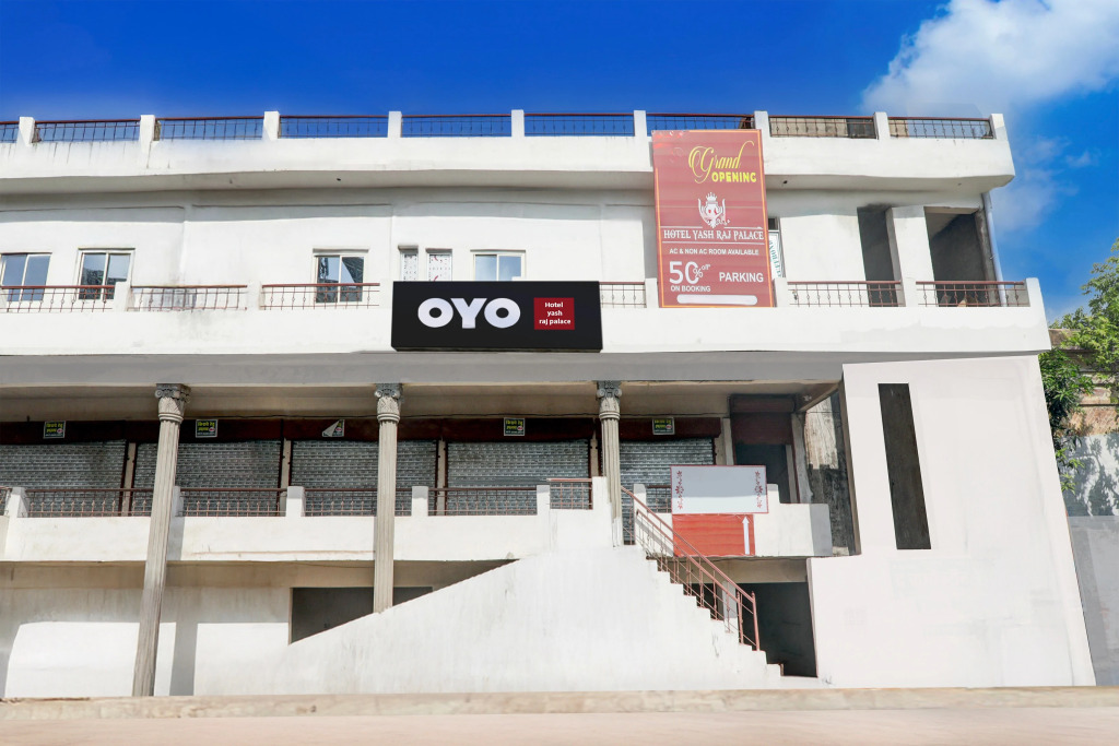 HOTEL O YASH RAJ PALACE