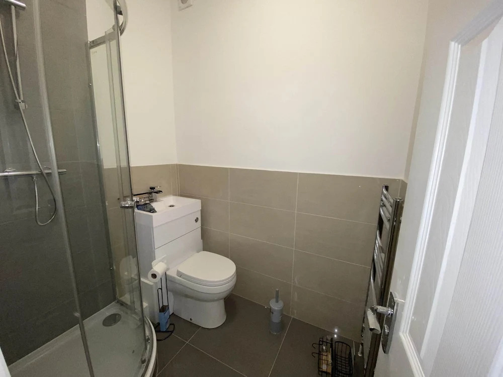 Cosy 3BD Guesthouse. Private Bathrooms