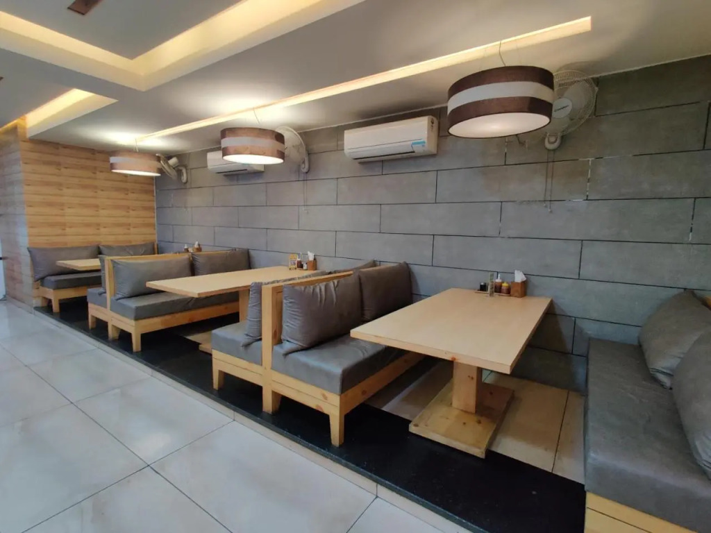 OYO 19453 Hotel Holy Basil