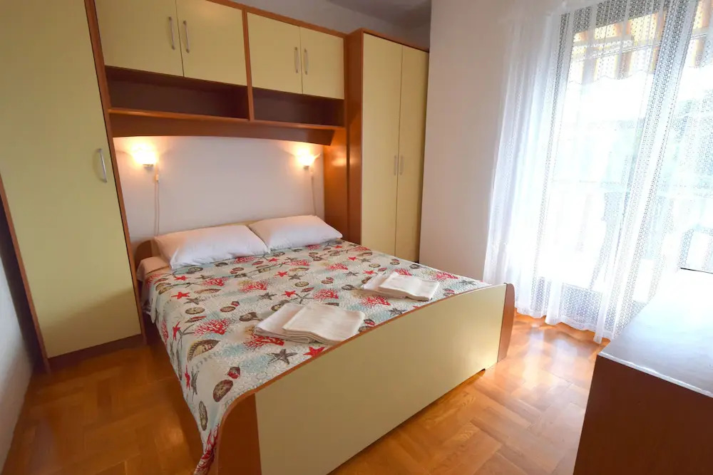 Apartment Biserka
