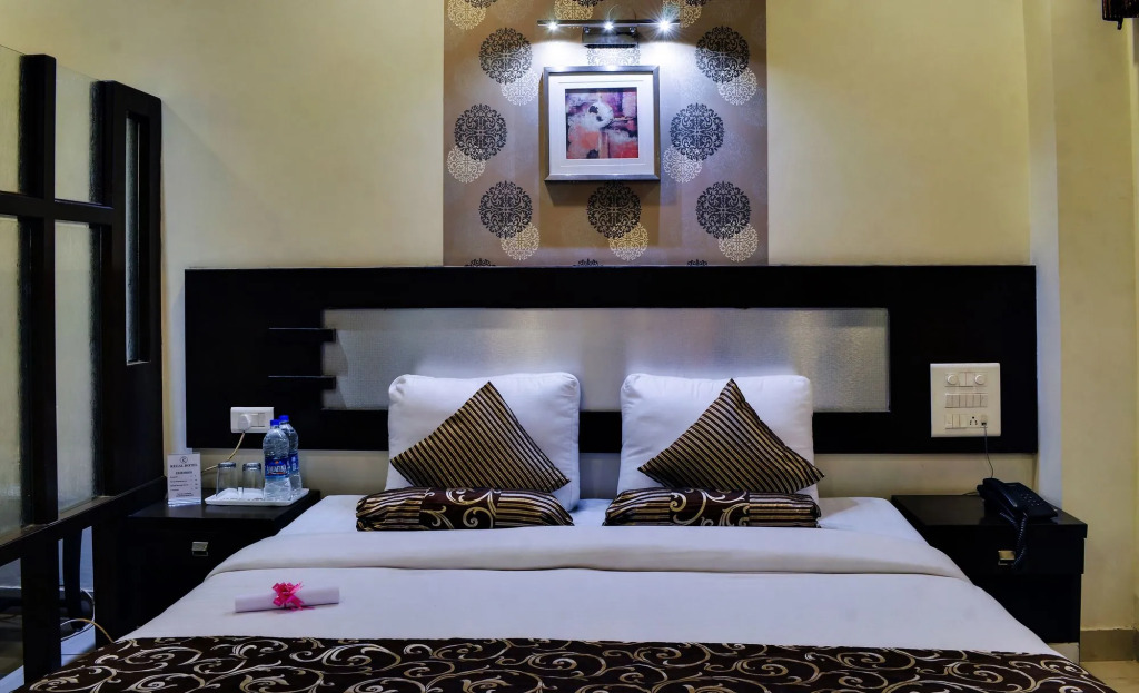Hotel Shanti Palace