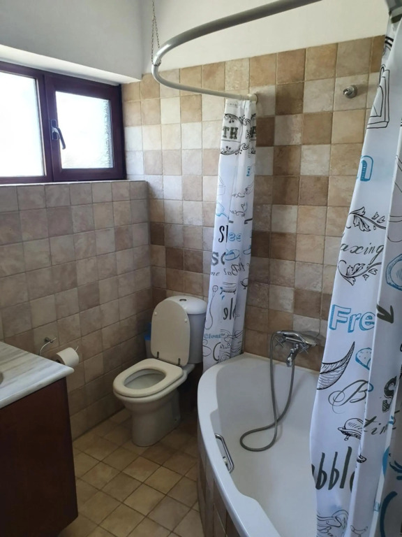 Julias Apartments