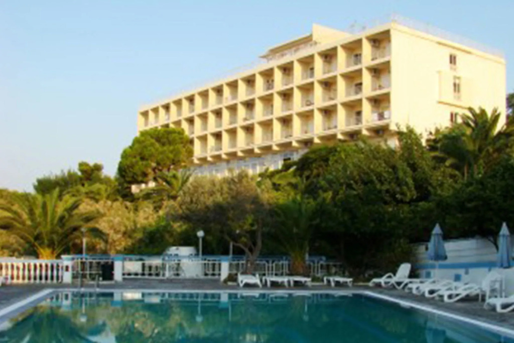 Pappas Hotel