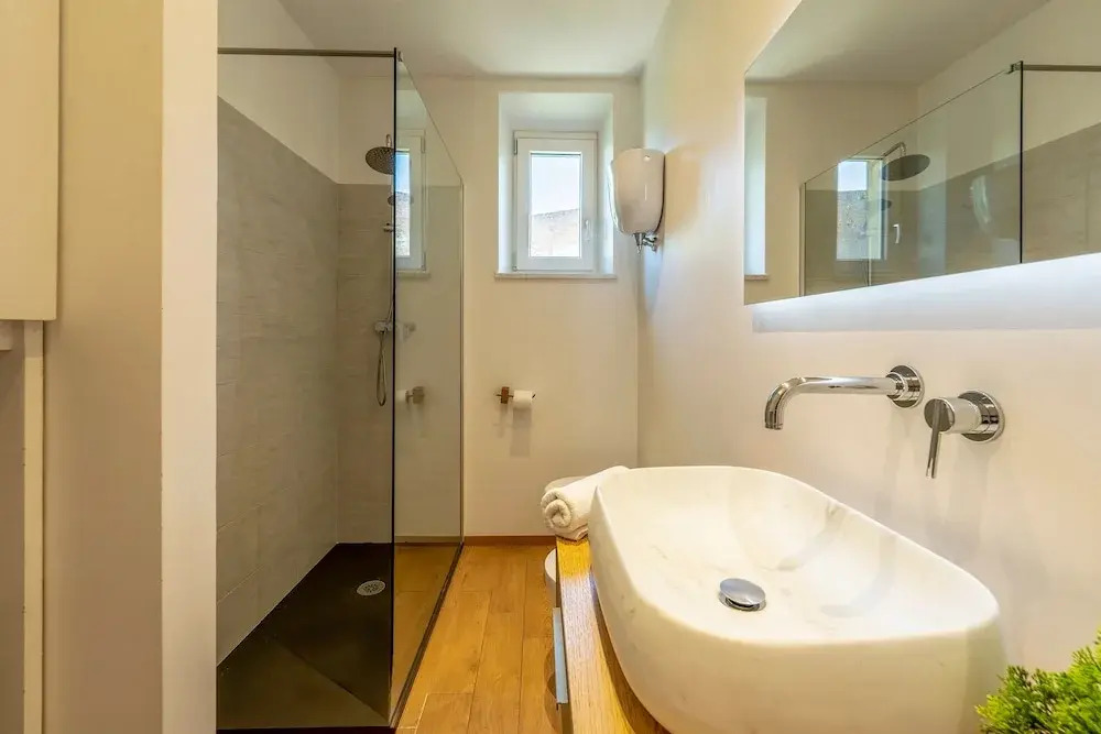 Elegant 2BR Apartment in Siena. Porta Camollia