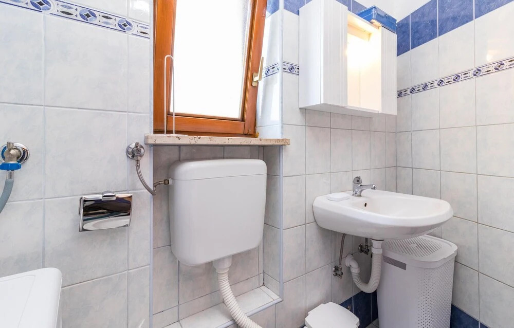 One-Bedroom Holiday Home In Valbandon