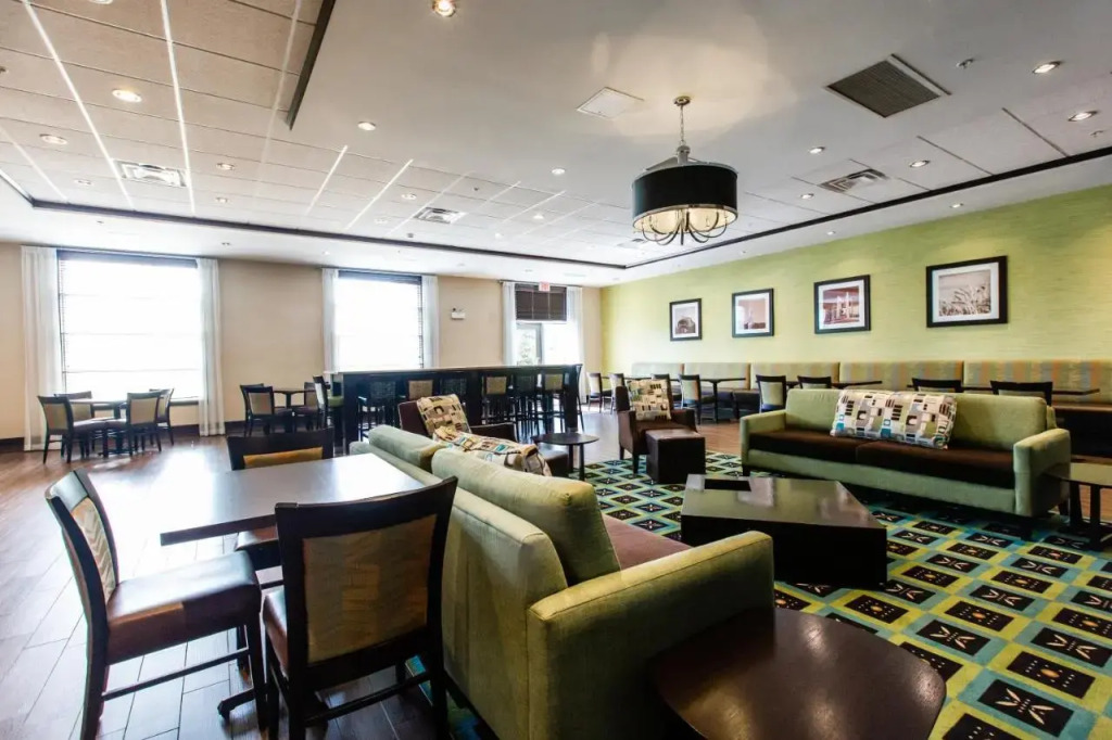 Holiday Inn Express & Suites Spruce Grove Stony Plain