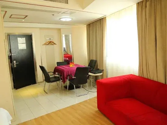 Maintel 168 Hotel (Wuxi Shangmadun Road Jinghai Subway Station Branch)