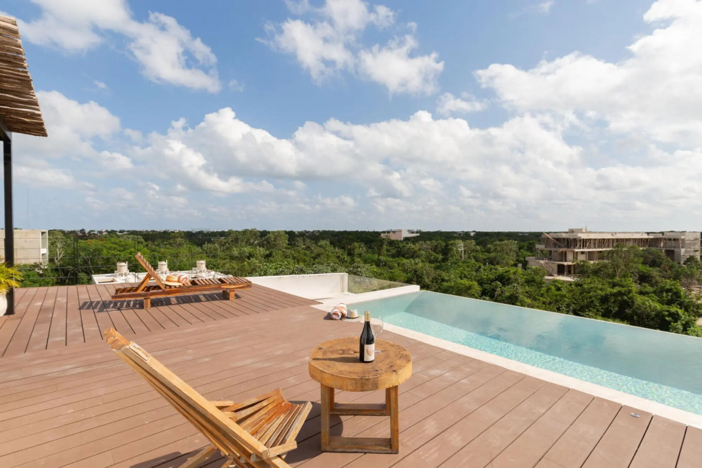 Stunning 2BR Apartment La Veleta Rooftop Pool Amazing Amenities Incredible Jungle View