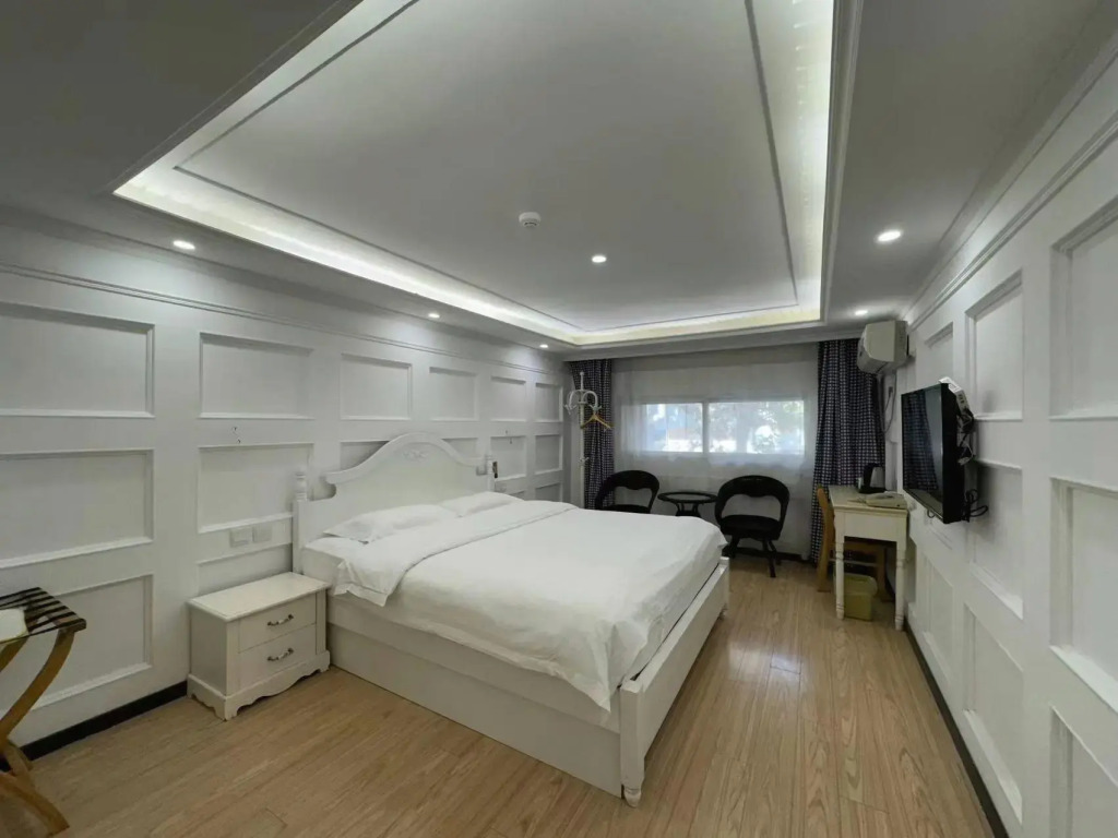 Super 8 Jinan Daminghu East Gate
