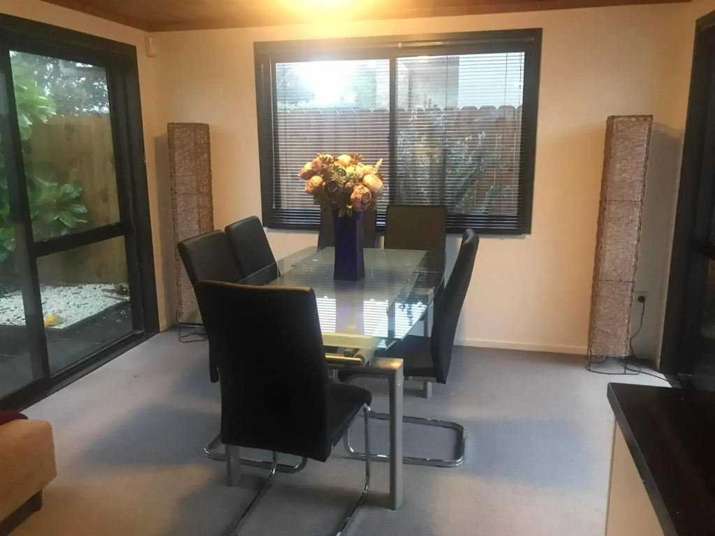 Hibiscus Hideaway - Orewa Holiday Home