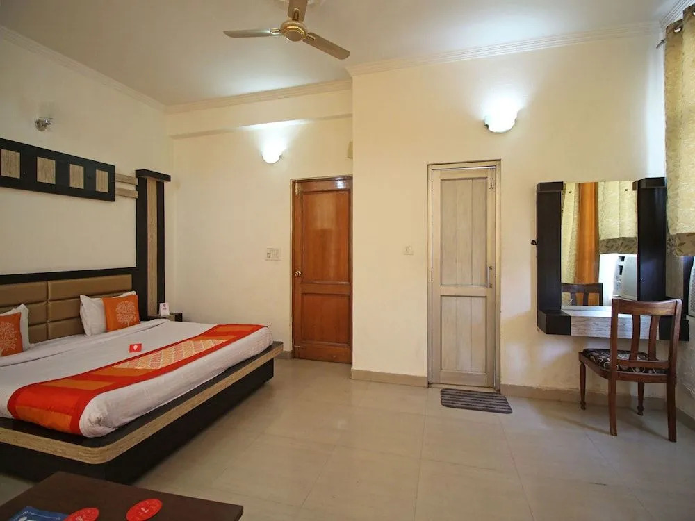 OYO 5855 Hotel Neelkanth