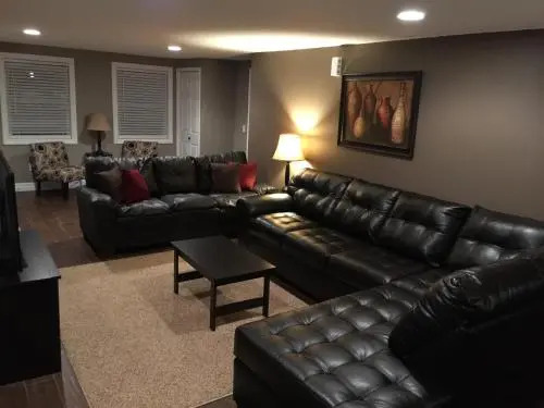 Brimley Motel Suites