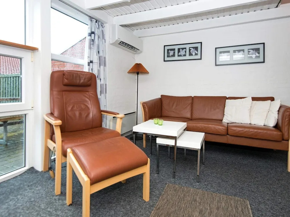 4 person holiday home on a holiday park in Hemmet