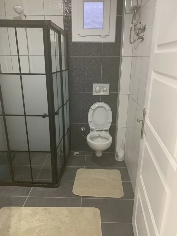 Aslan Apartments