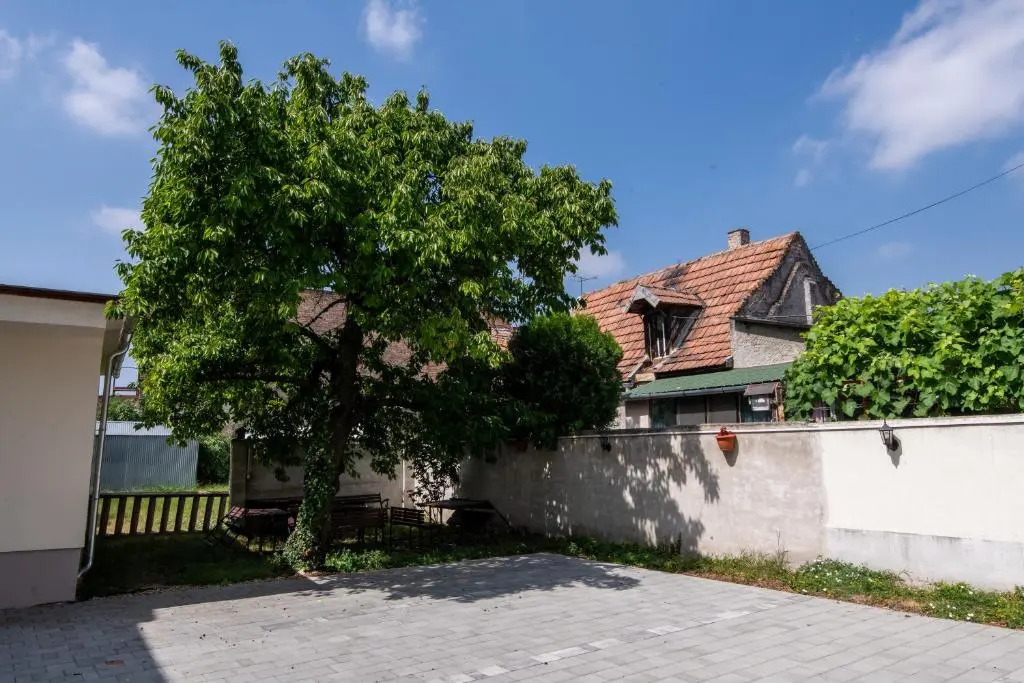 Hello Apartmanház