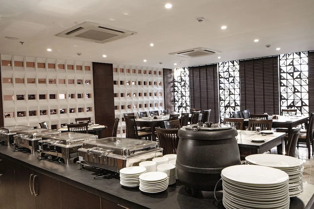 THE MANGAL VIEW RESIDENCY - A Luxury Boutique Business Hotel