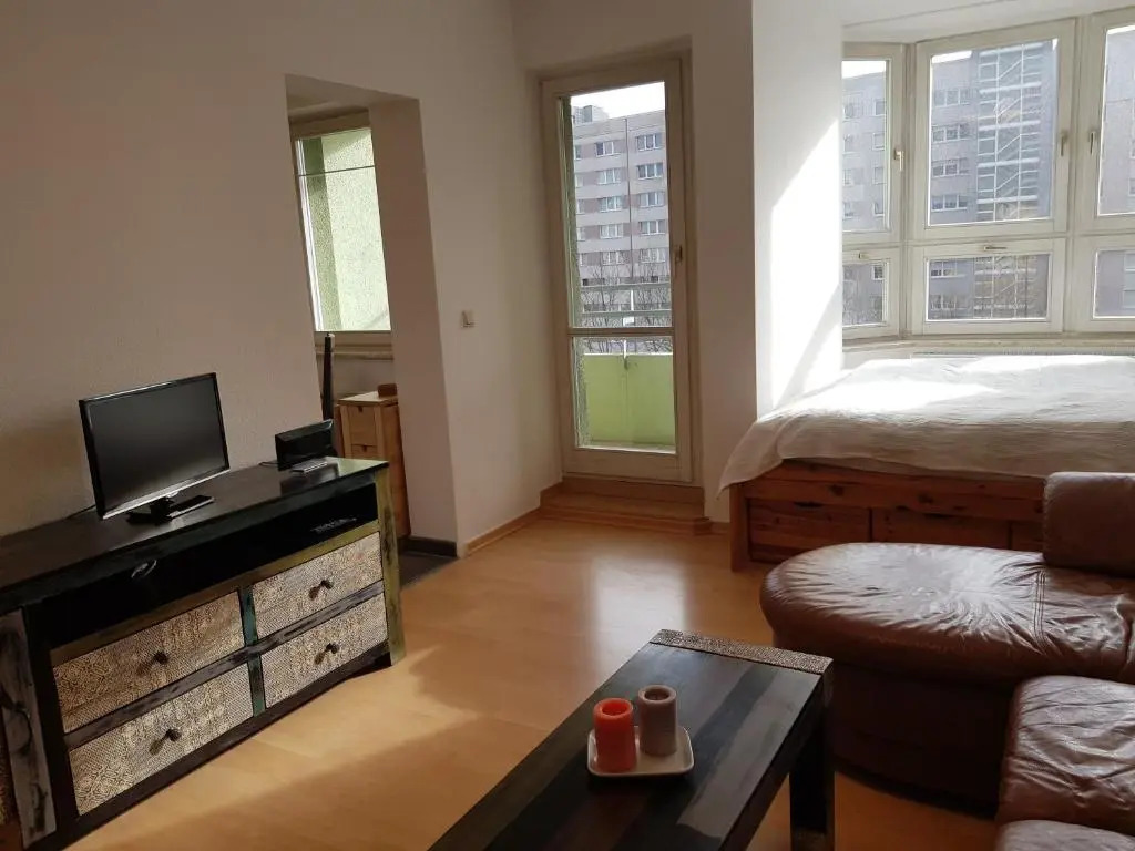 Elisenstrasse - Elbe und Terrassenufer, 34 qm